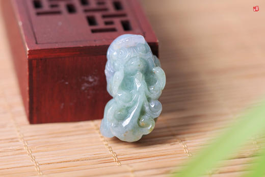 【八方来财】天然翡翠貔貅吊坠   配精美挂绳 商品图0