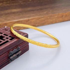 【限时克减150元】足金999.9 古法实心固口卷草纹手镯（面宽约3.4-3.8mm，厚度约3.5mm）(ANWZGFSZ00069-2)预售产品下单后不退款不退货不换货不补差价）