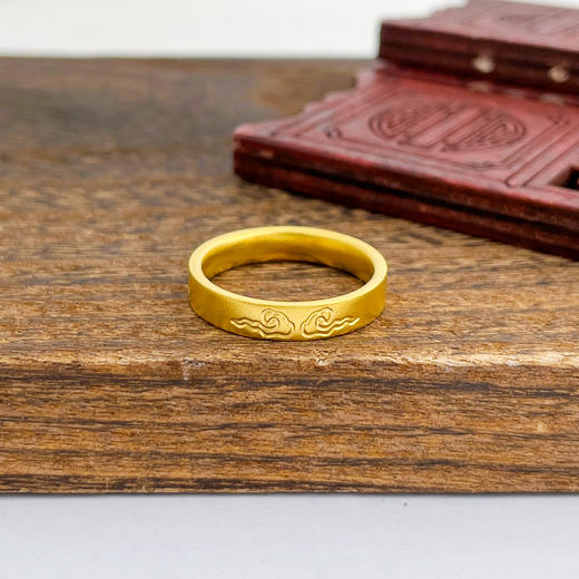 【限时克减150元】足金999.9 古法空心固口传承祥云圈戒(面宽约3.6-4mm)(AIGFJZ00028)（预售产品下单后不退款不退货不换货不补差价 商品图0