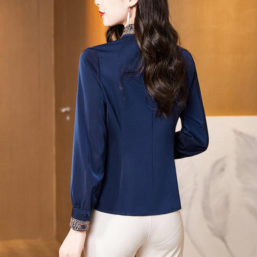 TZW-KQL458H3369轻奢气质绣花衬衫国风气质缎面衬衣 商品图3