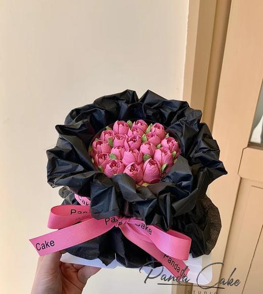 【优品系列】---【玫红黑色花束】情人节，520、七夕、女神节蛋糕 商品图0