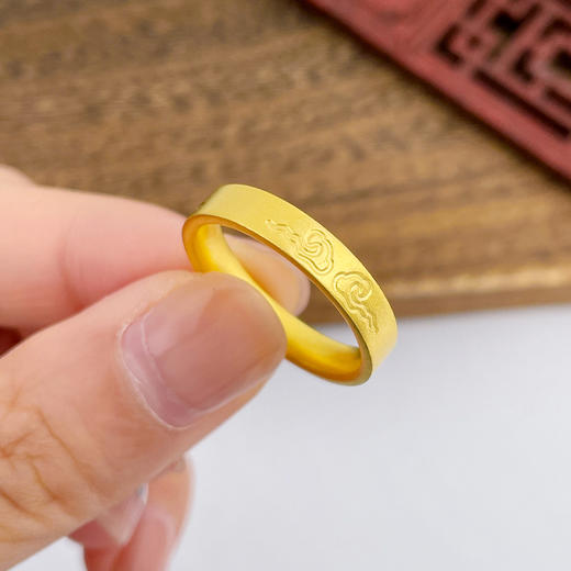 【限时克减150元】足金999.9 古法空心固口传承祥云圈戒(面宽约3.6-4mm)(AIGFJZ00028)（预售产品下单后不退款不退货不换货不补差价 商品图1