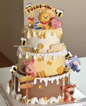 【臻品系列】----三层-【可爱维尼熊】儿童蛋糕