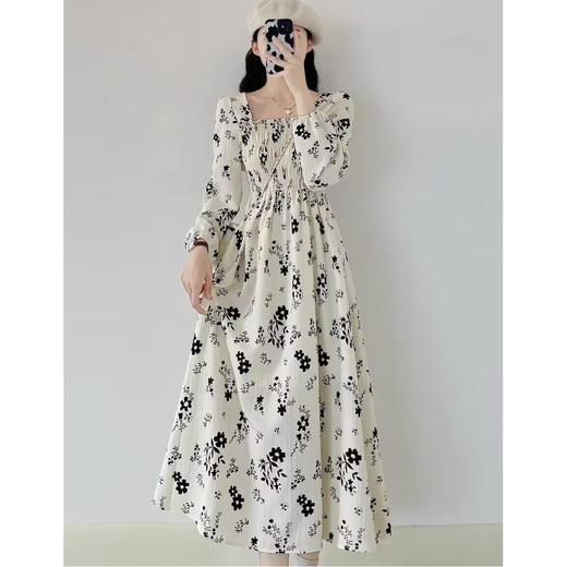 早春新款【桔梗法式 方领碎花连衣裙女】复古收腰显瘦 茶歇长袖裙子 商品图0