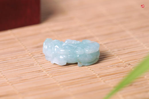 【招财进宝】天然翡翠貔貅吊坠 配精美挂绳 商品图2