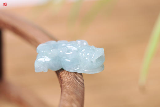 【日进斗金】天然翡翠貔貅吊坠   配精美挂绳 商品图2