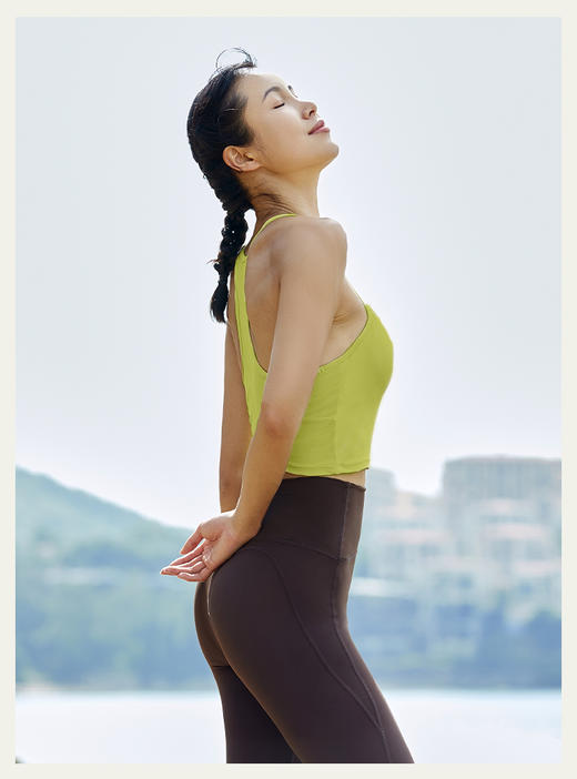 【裸感】带胸垫工字背心 练肩练背 直角肩亲妈款 后背弓箭式美背显腰窝背心上衣 商品图4