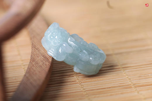 【日进斗金】天然翡翠貔貅吊坠   配精美挂绳 商品图4