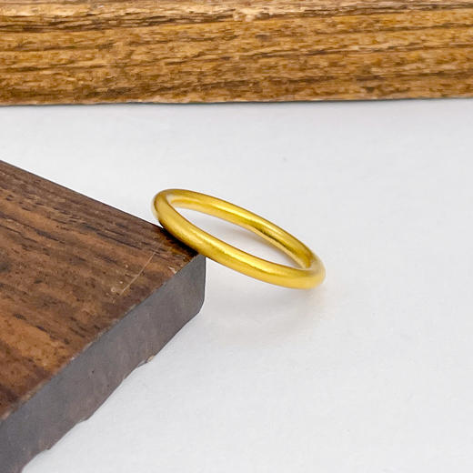 【限时克减150元】足金999.9 #条戒 古法实心固口线戒圈戒素圈戒指光圈戒指（面宽约2-2.5mm）(AIGFJZ00032-1)（预售产品下单后不退款不退货不换货不补差价 商品图1