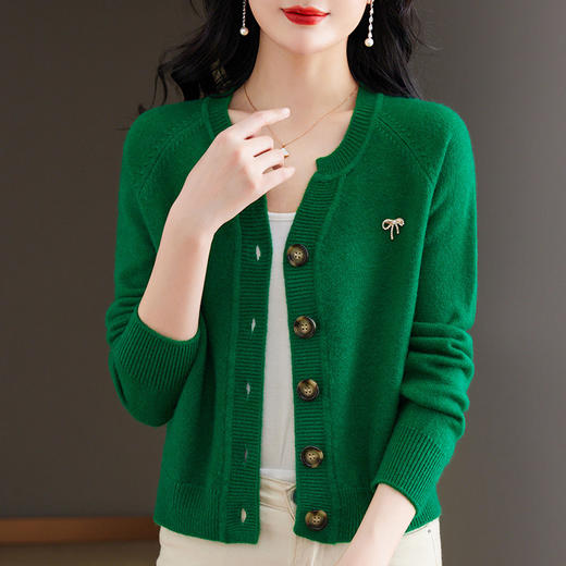 春秋新款，针织开衫女短款圆领红色百搭毛衣外套长袖外搭上衣CC-103-72312 商品图1