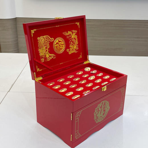 【限时克减150元】足金999 #婚庆 黄金万两金元宝一百枚装摆件礼盒婚庆礼盒陪嫁嫁妆订婚聘礼摆件礼盒（配精美包装、NGTC国检证书）(ATBJ00027)（预售产品下单后不退款不退货不换货不补差价） 商品图2