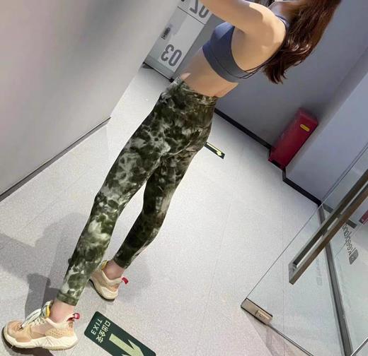 LULU露露款二迷彩瑜伽裤 商品图2