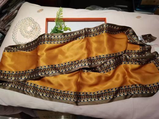 西施蚕娘真丝丝巾 商品图5