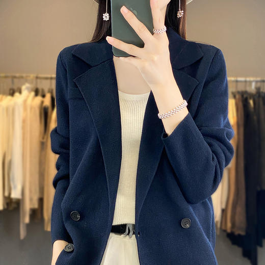 百媚生 精纺羊毛开衫翻领外套ZH2342 商品图0