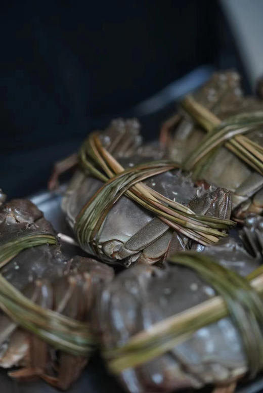 ✈️全国包邮到家  三代养蟹人——蟹老杨！冬天，也可以约蟹
春节档大闸蟹🦀️满黄满膏，年夜饭可以约！送    工具、姜茶、蟹醋、紫苏包！下单备注哪一天发货！！ 商品图8