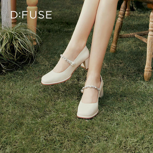 D:FUSE迪芙斯2024春季新款银色方头粗高跟珍珠玛丽珍单鞋DF41111056 商品图8