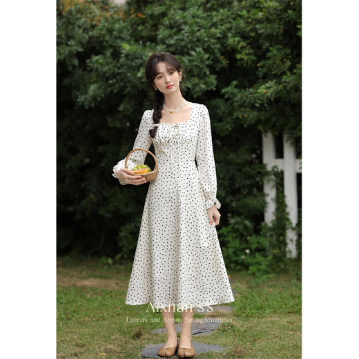 鹿向南《如梦令》  杏色碎花连衣裙L33538 商品图4