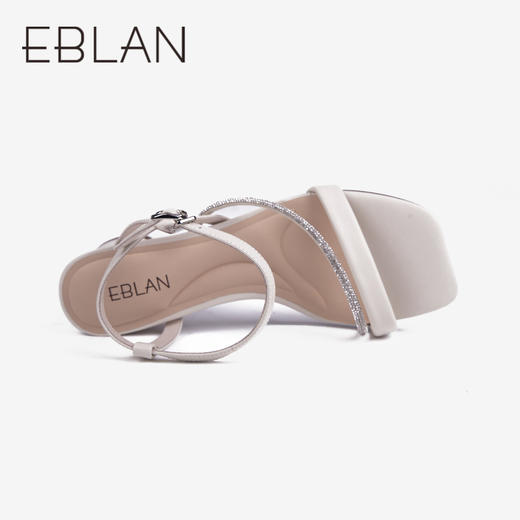 伊伴时装凉鞋B24353201 商品图3