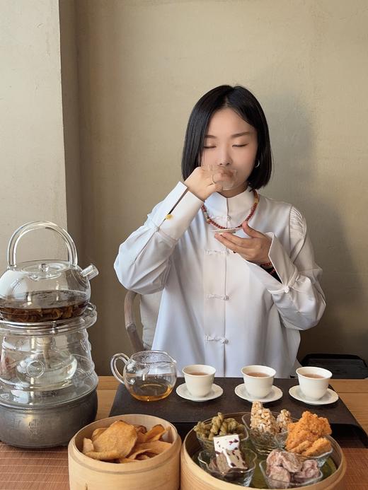 花花品质生活挚爱分享——福鼎老白茶！2012/2017年份茶 荒山野茶白牡丹！花痴四季口粮茶！篙端茶会所资源福利典藏私藏茶资源 汤色清澈 口感干净回甘 zui适合女生喝的茶 四季口粮茶典藏送礼自囤 商品图3