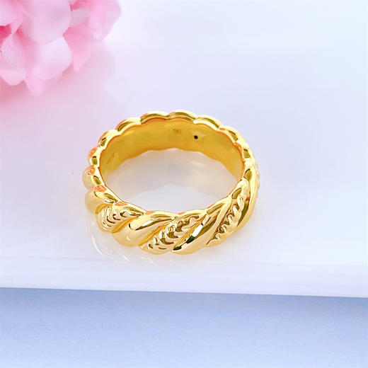 【限时克减150元】足金 无氰5D固口空心麻花女戒(RWW00462)（预售产品下单后不退款不退货不换货不补差价）（预售产品下单后不退款不退货不换货不补差价） 商品图1