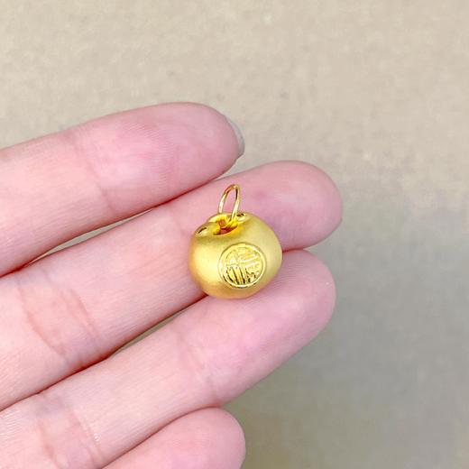 【定价黄金】足金 #小胖福 #小红书 3D硬金空心小胖福平安锁吊坠金坨双面福字锁包手串(V3DSC00263-1)（预售4-7天发货，一经下单不支持退款） 商品图1