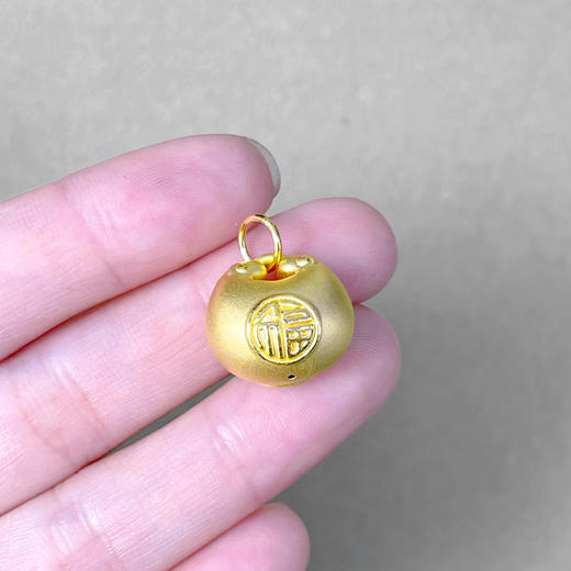 【定价黄金】足金 #小胖福 #儿童/宝宝 #小红书 3D硬金空心双面福字锁包手串福字锁包吊坠小胖福平安锁吊坠金坨(V3DSC00263-2)（预售产品下单后不退款不退货不换货不补差价） 商品图3