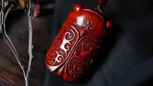 夔纹蝉°小叶紫檀手把件挂件 商品图1