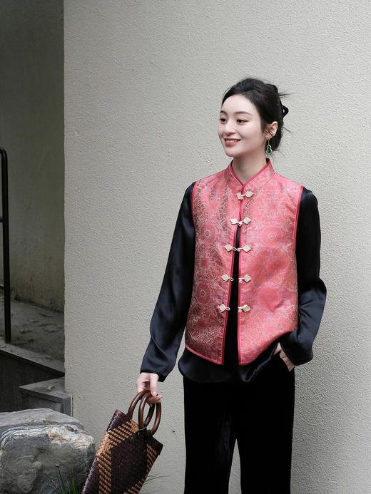 盛唐牡丹 | 宋锦八达晕纹对襟马甲 商品图1