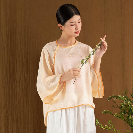 2024春夏新款天丝柔软舒适中式水袖宽松小衫T恤BC230611 商品图3