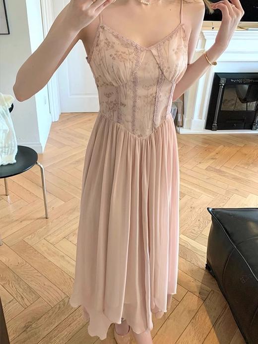 春夏款【法式甜美设计感 拼接吊带连衣裙女】收腰显瘦 纯欲风 仙女中长裙潮 商品图1