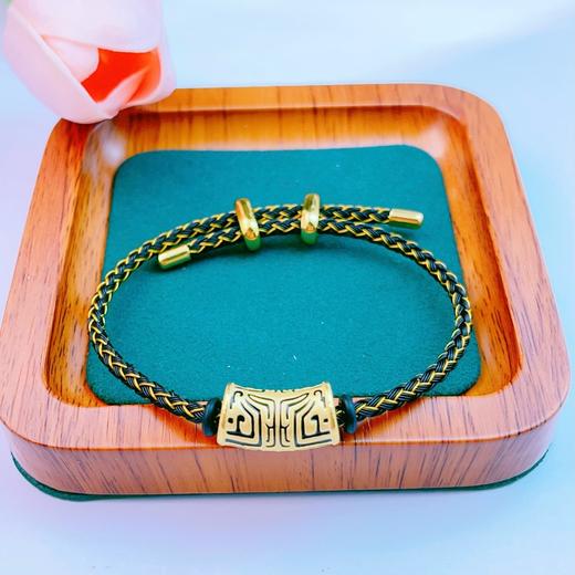 【限时7.5折】【定价黄金】足金 3D硬金黑烤漆饕餮图腾转运珠黑金钢绳调节成品手串（扣头为合金材质）(AA3DSC00361)（预售产品下单后不退款不退货不换货不补差价） 商品图0