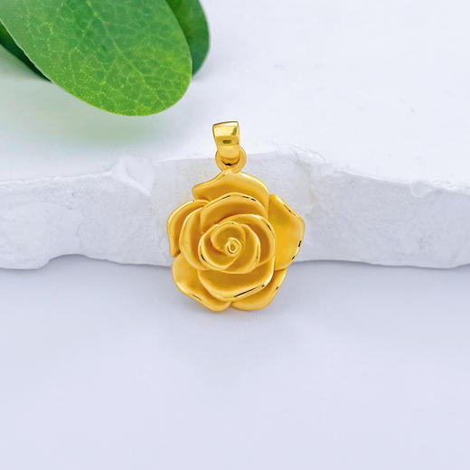 【限时7.5折】【定价黄金】足金 3D硬金玫瑰花形吊坠(V3DDZ00201)预售产品下单后不退款不退货不换货不补差价 商品图0