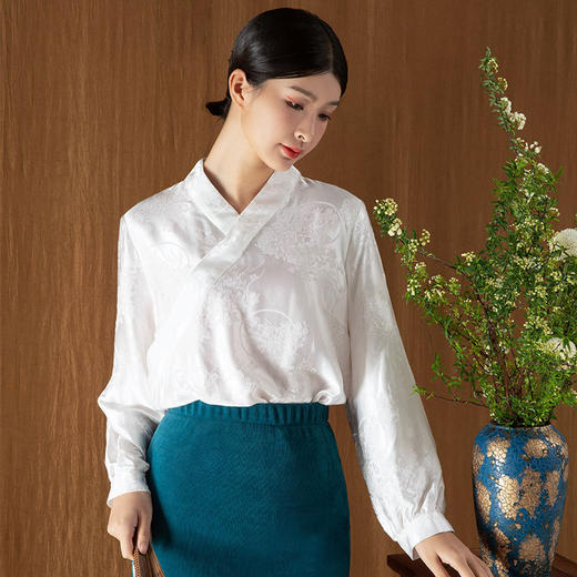 2024春季新款交叠领中式复古上衣国风小衫衬衫R230487 商品图4