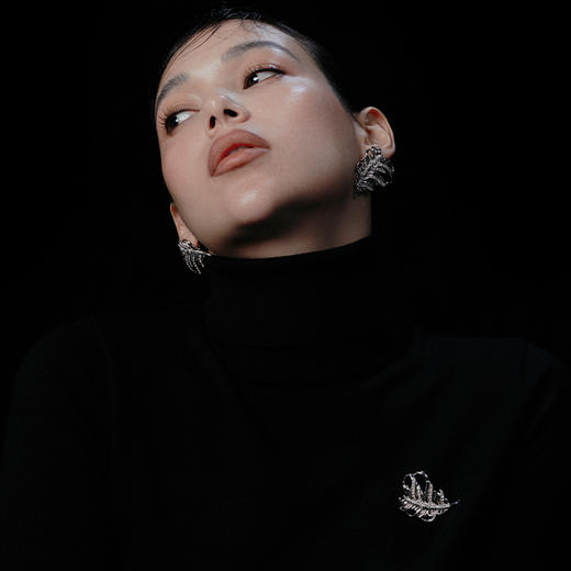 ATELIERSÓ 23AW KARAT 克拉系列-羽毛拼钻耳钉 商品图4