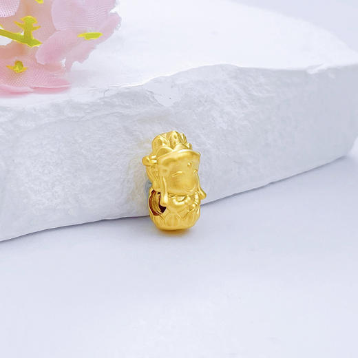 【限时7.5折】【定价黄金】足金 #守护神 #儿童/宝宝 #微硬金 无氰5D空心羊猴守护佛大日如来手串配件(CWW30010)（预售产品下单后不退款不退货不换货不补差价） 商品图2