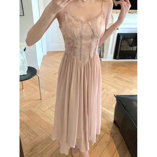 春夏款【法式甜美设计感 拼接吊带连衣裙女】收腰显瘦 纯欲风 仙女中长裙潮 商品图6