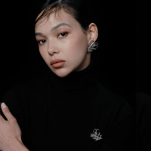 ATELIERSÓ 23AW KARAT 克拉系列-羽毛满钻胸针 商品图3