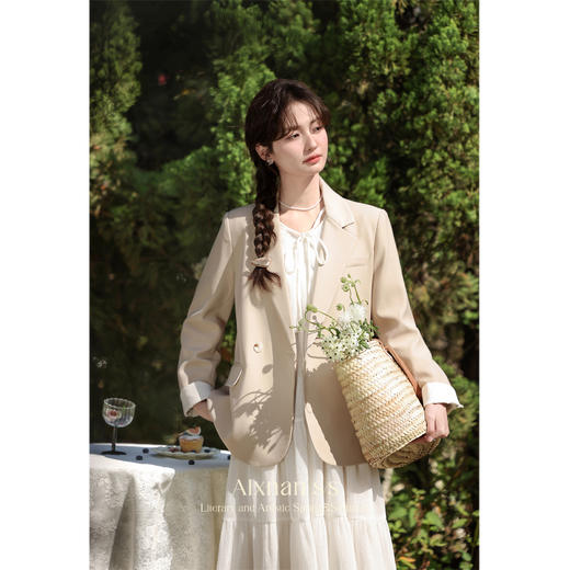 鹿向南《享受伦敦》浅卡其西装L33582 商品图4