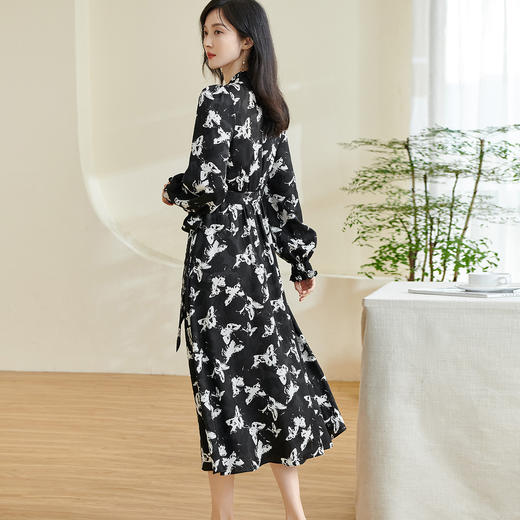 剩S/M/L/XL 米思阳2026春季新款气质高级感提花连衣裙修身收腰黑色茶歇大摆裙0388 商品图5
