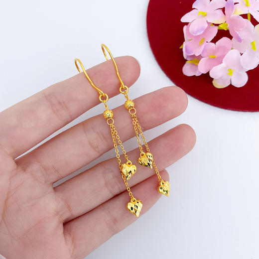 【限时克减150元元】足金999.99 五9黄金心形流苏耳钩耳吊(AFWJ040ES00065)（预售产品下单后不退款不退货不换货不补差价（预售产品下单后不退款不退货不换货不补差价 商品图2