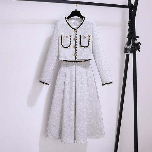AHM-新款法式小香风高级感气质优雅短外套高腰半身裙两件套 商品图0