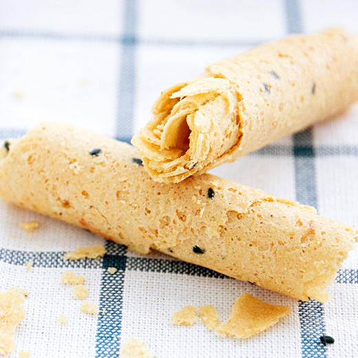 【金品福苦荞蛋卷600g 年货礼盒】麦芽糖醇 新鲜鸡蛋芝麻味 休闲零食 商品图1