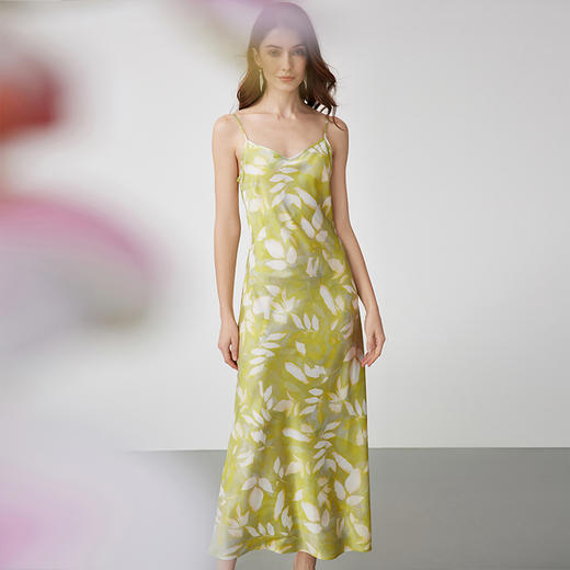 EITIE爱特爱春季新款时尚显瘦高腰舒适印花连衣裙7307038 商品图2