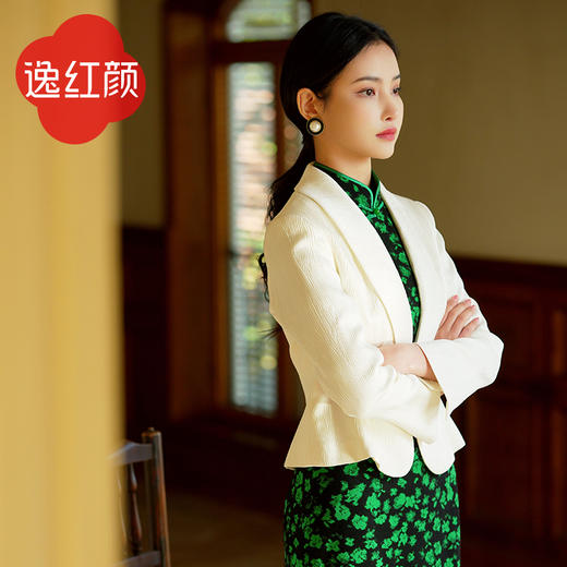 上海逸红颜予安2025春季新款提花外套女中式盘扣时尚旗袍外搭上衣 商品图3
