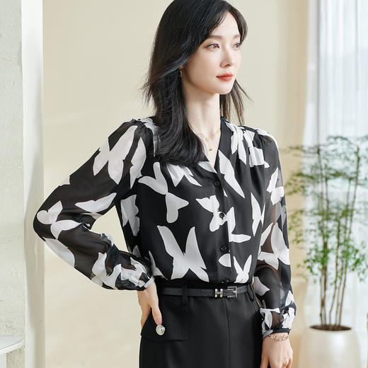 剩S/XL 米思阳【桑蚕丝蝴蝶印花衬衫】2026春季新款时尚优雅气质宽松衬衣0412 商品图6