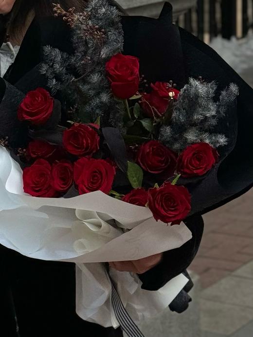 钟爱一生—情人节花束 商品图4