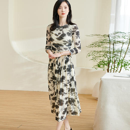 米思阳【气质印花裙】2026春季新款时尚高级感减龄显瘦连衣裙0865 商品图6