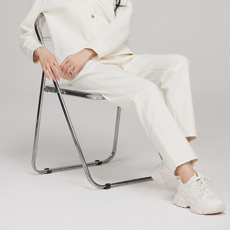 素道有机彩棉 纯色女士牛仔裤 白色长脚修身牛仔长裤 2024新款