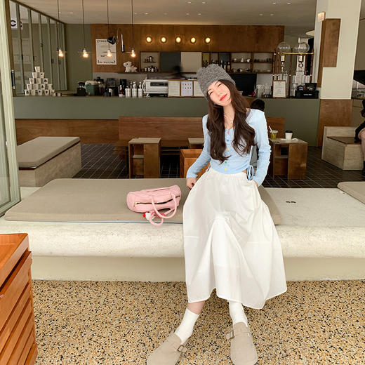 <曾小咸推荐> 【基础团宠】白色半身长裙 商品图3