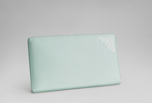 罗莱 超柔无边蚕丝蛋白亲肤枕 商品图0